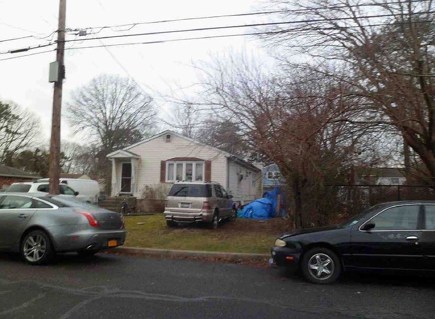 1st image of 100 S 27th St