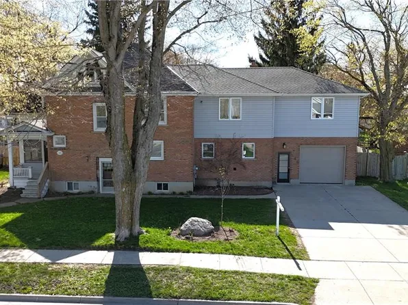 540 Wellington Ave S, North Perth, ON N4W 2J5