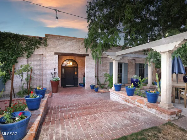 5669 E Fort Lowell Rd, Tucson, AZ 85712