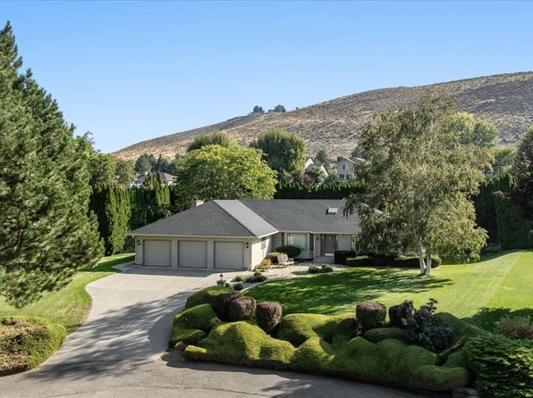 1703 S Quay Ct, Kennewick, WA 99338