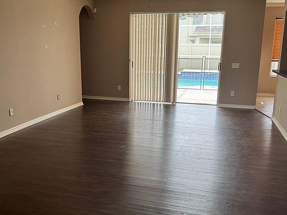 4th image of 3004 Gianna Way