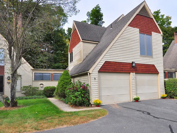 9 Boxwood Court #9, Granby, CT 06035