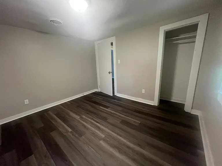 508 Wallace Rd — Photo 9