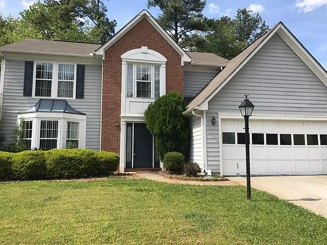 615 Manor Glen Dr — Photo 2