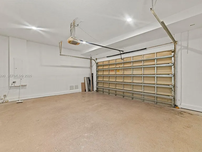 3040 SW 44th Ct — Photo 26