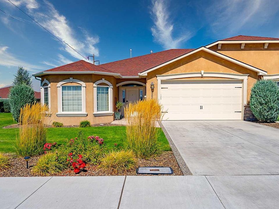 1st image of 9209 Majestia Ln
