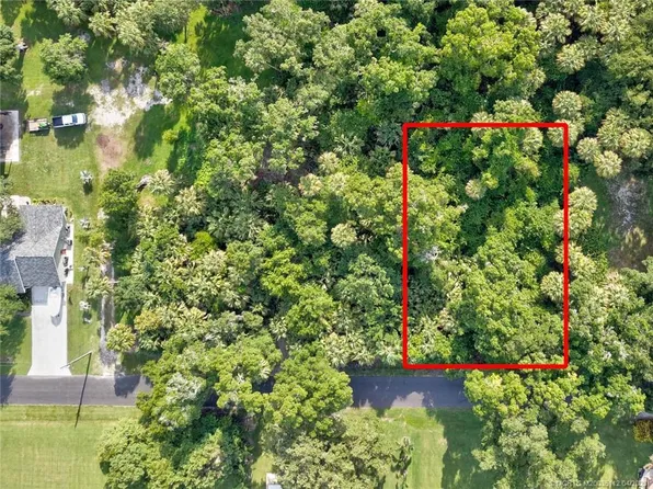 16244 SW Pine View Ave, Indiantown, FL 34956