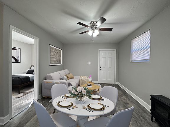 2nd image of 210 Courtyard Cir #210