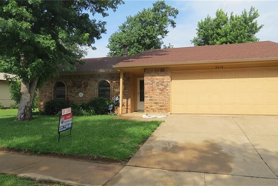 1st image of 2614 Southcrest Dr