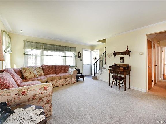 4th image of 145 Benedict Avenue