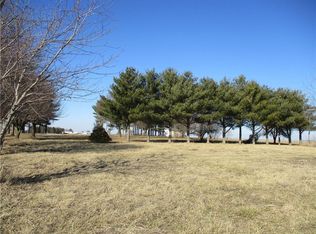 426 N 1900 East Rd, Pana, IL 62557