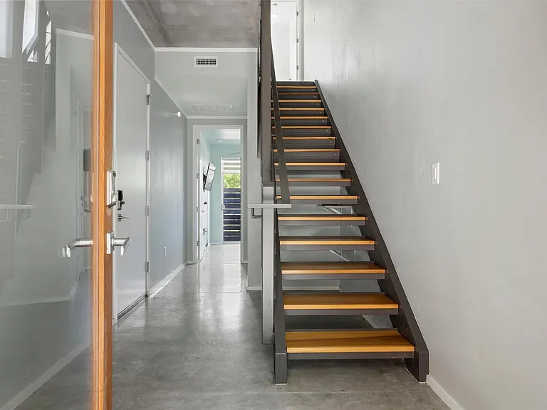 2301 S 5th St #24 — Photo 2