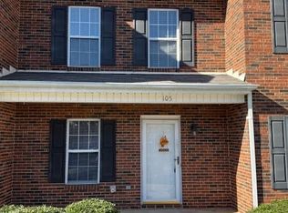 1092 22nd St NE APT 105, Hickory, NC 28601