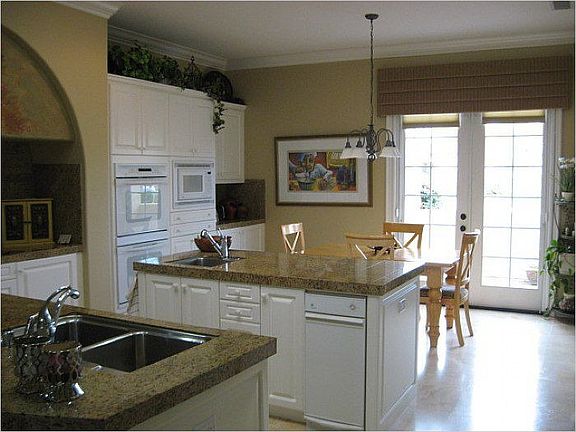 5th image of 9203 Fostoria Ct
