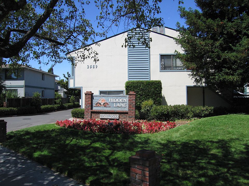 Hidden Lane Condominiums