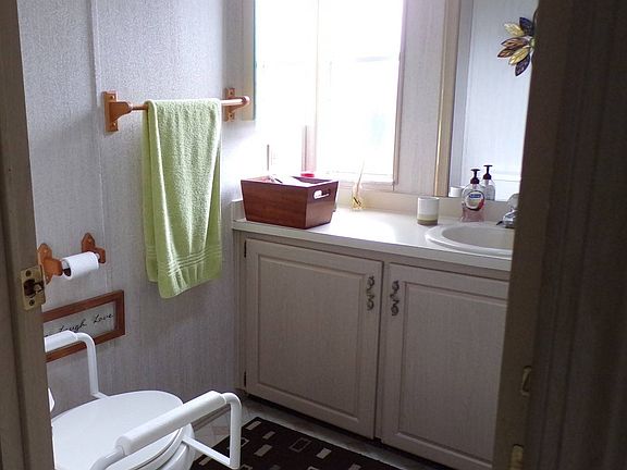 5th image of 1141 Deverly Dr #372