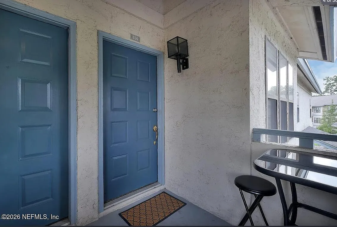 2 bed, 2.0 bath, 1115 sqft, $1,300 — Photo 3