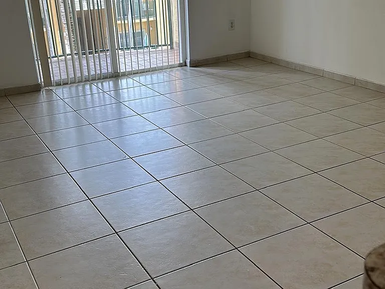 7240 NW 114th Ave #305 — Photo 1
