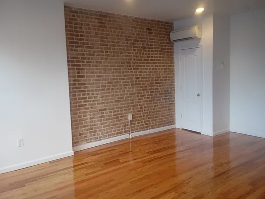 Rented by Willie Kathryn Suggs, LREB | media 10