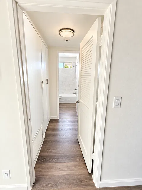 2 bed, 1000 sqft, $2,250 — Photo 2