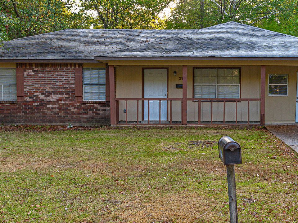 1st image of 2919 Lakewood Dr