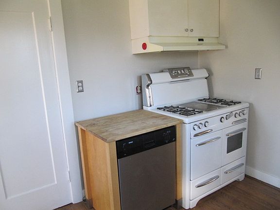 5th image of 1306 Yale Ave