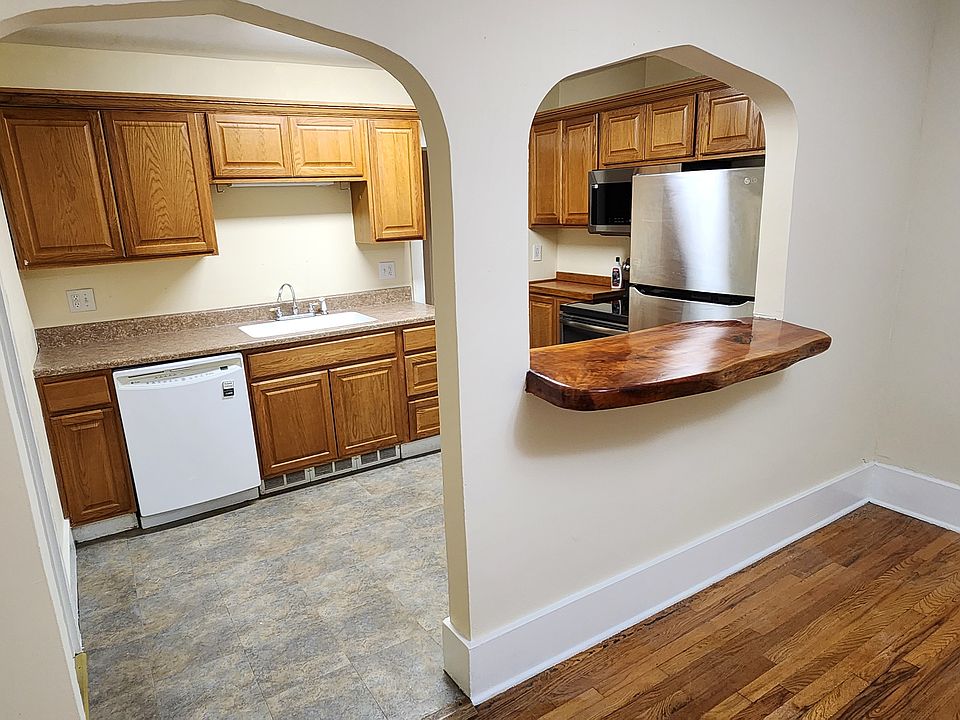 Kitchen from the dining room