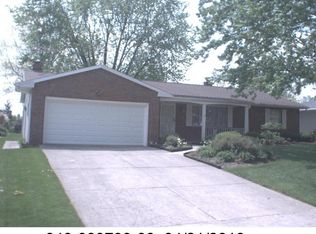 3003 Sawyer Dr, Grove City, OH