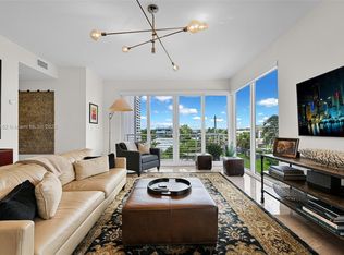 1900 SE 2nd St #301, Deerfield Beach, FL 33441