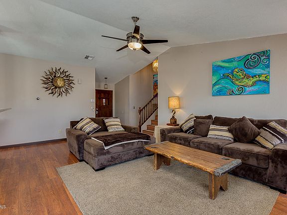 3rd image of 7552 E Grandview Cir