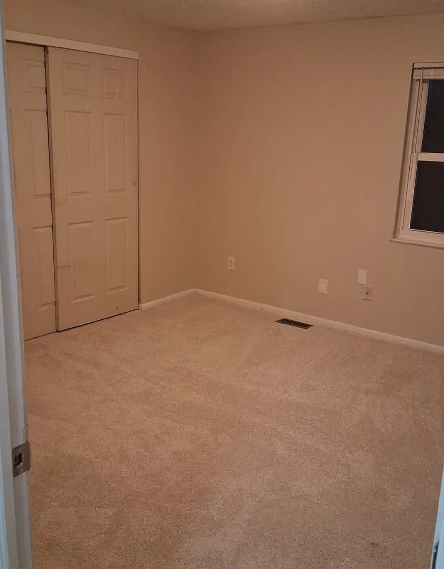 2 bed, 1.5 bath, 1008 sqft, $1,350 — Photo 3