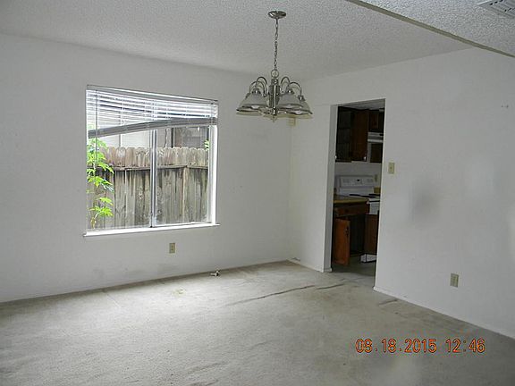 4th image of 7923 Deer Meadow Dr