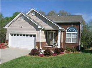 635 Chestnut Ct, Springfield, TN 37172