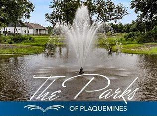 107 Kellywood Ct, Belle Chasse, LA 70037