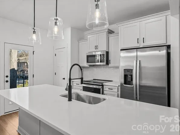 49 Moon Haven Way, Arden, NC 28704