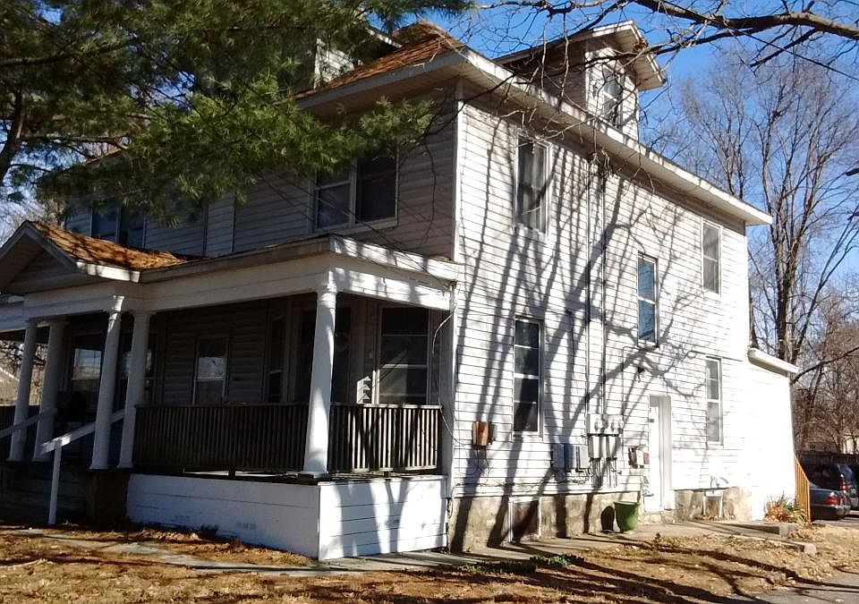 1st image of 408 N College Ave #101