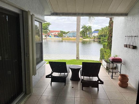 2nd image of 6522 SW 152nd Pl #18-22