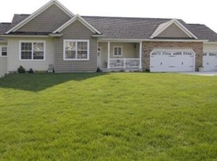 8141 Petoskey St, Kalamazoo, MI 49009