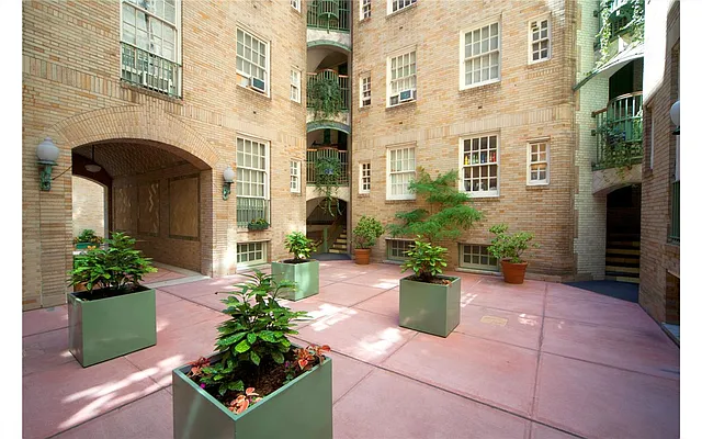 Rented by Corcoran | media 9