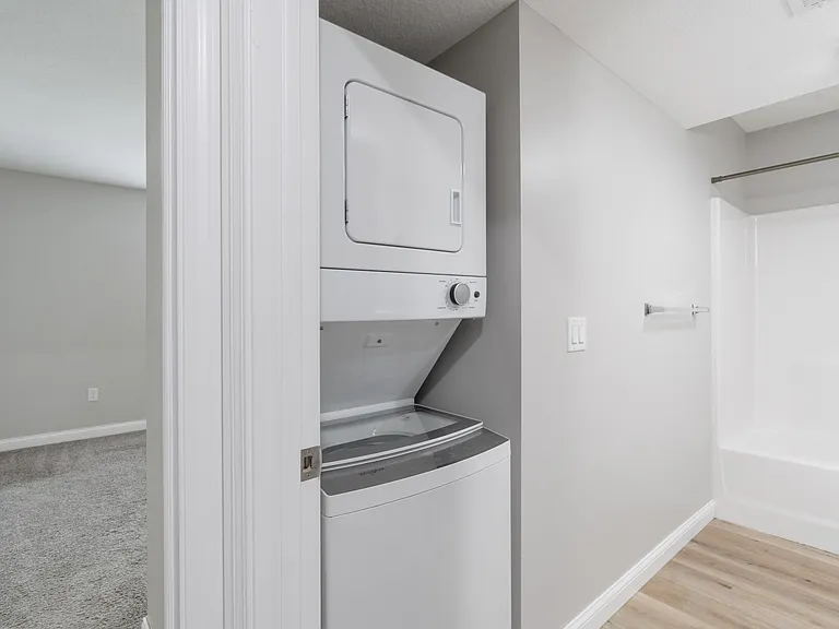 5015-5091 Devils Glen Rd #5021 — Photo 8