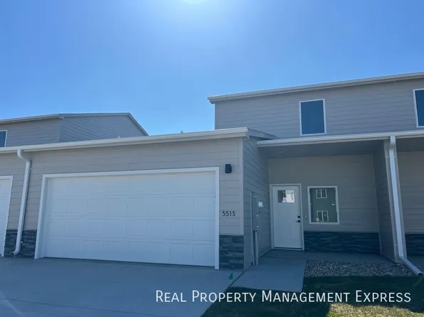 3513 S Broek Dr, Sioux Falls, SD 57106