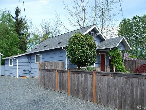 2nd image of 429 8th Ave NE