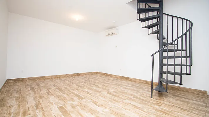 Rented by Nooklyn NYC LLC | media 20