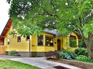 822 NE Holman St #A, Portland, OR 97211