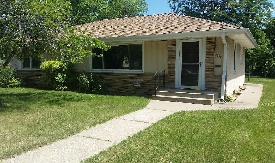 1st image of 6006 Dupont Ave N