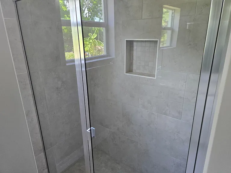 2857 Shady Ave — Photo 7
