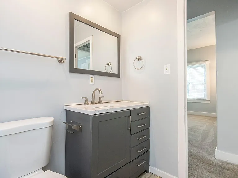 2615 N Wauwatosa Ave #1 — Photo 7