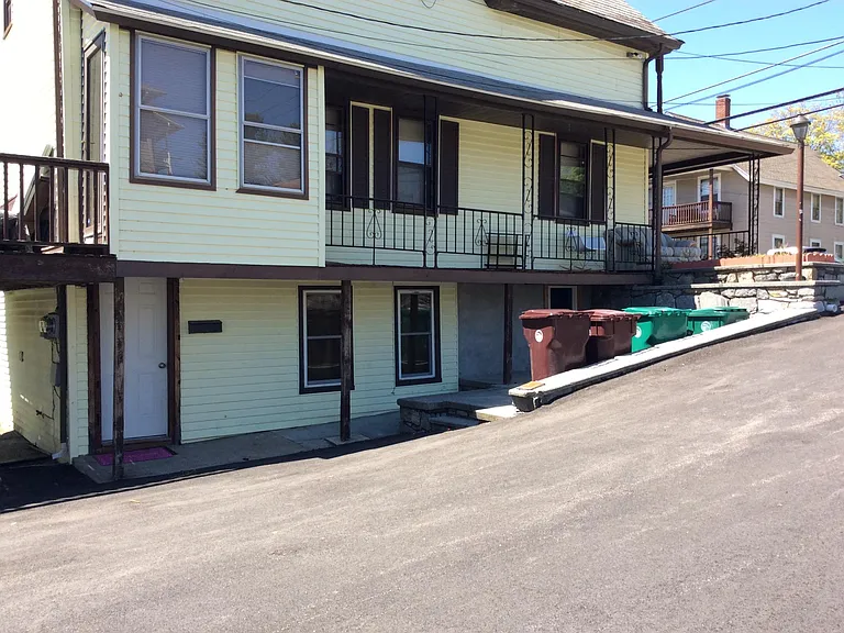 619 Diamond Hill Rd #LOWER FLOOR — Photo 13