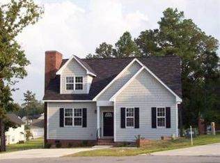 167 Sycamore Ln, Raeford, NC 28376