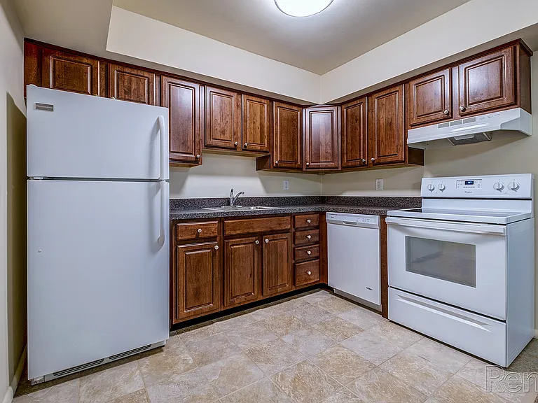 Princeton Court CLO — Photo 33